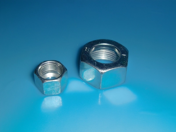 M 18 L Überwurfmutter für Rohr-Ø 18mm, M 26 x 1,5, Edelstahl 1.4571